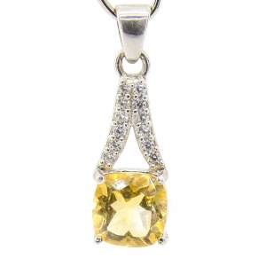 Серебряная подвеска 925 пробы 1,4 гр. с цитрином и цирконами 3,39 карат Серебряная подвеска 925 пробы 1,4 гр. с цитрином и цирконами 3,39 карат