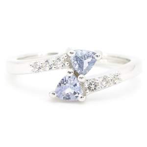 Серебряное кольцо 925 пробы 2,65 гр. с танзанитами Маньяра класса AAAA и топазами 0,62 карат Серебряное кольцо 925 пробы 2,65 гр. с танзанитами Маньяра класса AAAA и топазами 0,62 карат