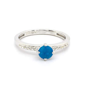 Серебряное кольцо 925 пробы 2,1 гр. с голубым эфиопским опалом класса АААА и белыми топазами из США 0,42 карат Серебряное кольцо 925 пробы 2,1 гр. с голубым эфиопским опалом класса АААА и белыми топазами из США 0,42 карат