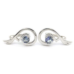 Серебряные серьги 925 пробы 5,82 г с Танзанитами Маньяра АААА 0,97 карат Серебряные серьги 925 пробы 5,82 г с Танзанитами Маньяра АААА 0,97 карат