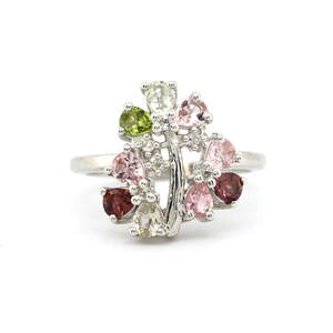 Серебряное кольцо 925 пробы 4,36 гр. с разноцветными турмалинами и топазами из США 1,28 карат Серебряное кольцо 925 пробы 4,36 гр. с разноцветными турмалинами и топазами из США 1,28 карат