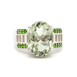 Срібна каблучка 925 проби 6,54 гр. з бразильським зеленим аметистом та цирконами 5,72 карат