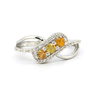 Срібна каблучка 925 проби 2,51 г з індійськими, шрі-ланкійськими, мадагаскарськими сапфірами класу AAAA та топазами 0,68 карат