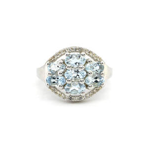Серебряное кольцо 925 пробы 4,02 гр. с кенийскими Аквамаринами Серебряное кольцо 925 пробы 4,02 гр. с кенийскими Аквамаринами