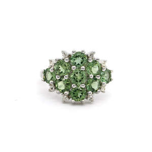 Серебряное кольцо 925 пробы 3,6 гр. с зелеными боливийскими Апатитами и топазами из США 4,36 карат Серебряное кольцо 925 пробы 3,6 гр. с зелеными боливийскими Апатитами и топазами из США 4,36 карат