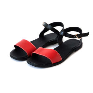 Босоніжки жіночі, червоного кольору з натуральної шкіри