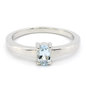 Срібна каблучка 925 проби 2,5 г з кенійським аквамарином 0,39 карат