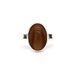 Серебряное кольцо 925 пробы 4,47 г с коричневым улекситом 4,95 карат Серебряное кольцо 925 пробы 4,47 г с коричневым улекситом 4,95 карат