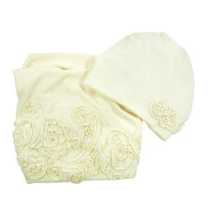 Комплект вишивка Муза, молоко, шапка і шарф