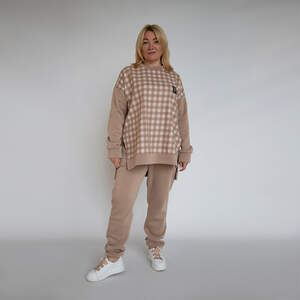 Жіночий спортивний костюм на флісі в клітинку, колір капучіно