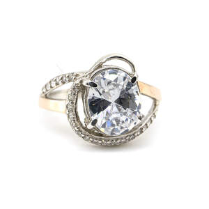 Серебряное кольцо 925 пробы с золотом 375 пробы 3,59 г с цирконами 2,45 к Серебряное кольцо 925 пробы с золотом 375 пробы 3,59 г с цирконами 2,45 к