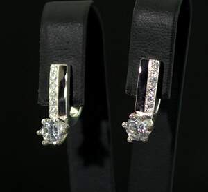 Срібні сережки 925 проби з золотом 375 проби 3,43 г з білими цирконами 2,5 карат