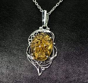 Срібна підвіска 925 проби 4,39 г з Бурштином 7,45 карат Срібна підвіска 925 проби 4,39 г з Бурштином 7,45 карат