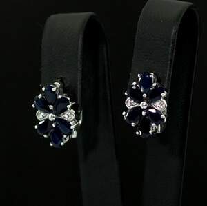 Срібні сережки 925 проби 3,93 г зі шрі-ланкійськими Сапфірами класу АААА та цирконами 1,22 карат