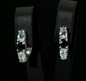 Срібні сережки 925 проби 4 г зі шрі-ланкійськими Сапфірами класу АААА та блакитними топазами 3,22 карат Срібні сережки 925 проби 4 г зі шрі-ланкійськими Сапфірами класу АААА та блакитними топазами 3,22 карат