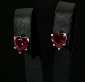 Серебряные серьги 925 пробы 2,2 г с Лінде Топазами 3,35 карат Серебряные серьги 925 пробы 2,2 г с Лінде Топазами 3,35 карат
