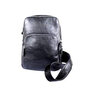 Поясна сумка Firetto з натуральної шкіри чорного кольору Поясна сумка Firetto з натуральної шкіри чорного кольору