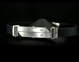 Каучуковий браслет зі срібними вставками 925 проби 28 г Каучуковий браслет зі срібними вставками 925 проби 28 г