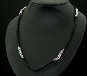 Шнур з натуральної шкіри зі срібними вставками 925 проби та цирконами 22,7 г Шнур з натуральної шкіри зі срібними вставками 925 проби та цирконами 22,7 г