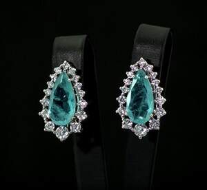 Сережки у срібному покритті з Турмалінами Параїба та цирконами 6,88 карат Сережки у срібному покритті з Турмалінами Параїба та цирконами 6,88 карат