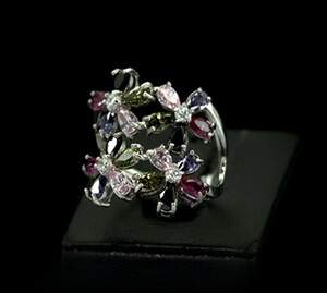 Срібна каблучка 925 проби 6,45 г з кольоровими альпінітами та цирконом 4,1 карат Срібна каблучка 925 проби 6,45 г з кольоровими альпінітами та цирконом 4,1 карат