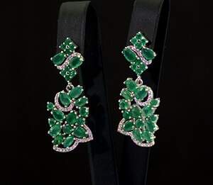 Срібні сережки 925 проби 7,73 г з Агатами та цирконами 6,75 карат Срібні сережки 925 проби 7,73 г з Агатами та цирконами 6,75 карат