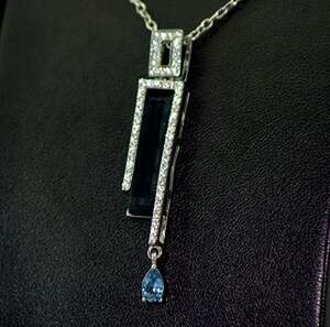 Срібна підвіска 925 проби 3,66 г з Кварцем, Топазом Лондон Блу та цирконами 7,65 карат