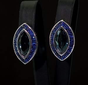 Срібні сережки 925 проби 6,15 г з Топазами Лондон Блу зі США та цирконами 8,98 карат Срібні сережки 925 проби 6,15 г з Топазами Лондон Блу зі США та цирконами 8,98 карат