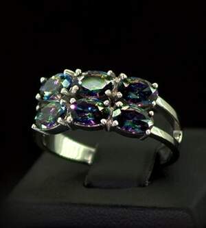 Серебряное кольцо 925 пробы 3,72 г с мистическими фианитами 2,28 карат