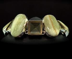 Браслет у срібному покритті з Пренітами та цитринами 49,39 г 19+3 см