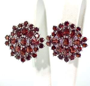 Срібні сережки 925 проби 10,28 г з Гранатами та фіанітами 8,35 карат Срібні сережки 925 проби 10,28 г з Гранатами та фіанітами 8,35 карат