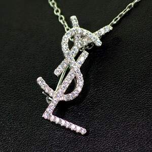 Серебряная брошь 925 пробы 6,16 г с цирконами 4,96 карат