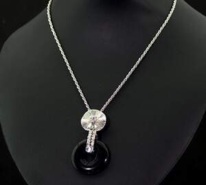 Комплект у покрытии родием з Агатами 152,65 карат: колье 43+4 см та сережки