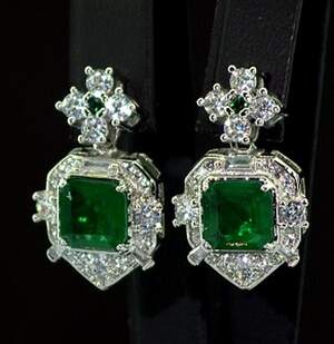 Серьги у срібному покрытии з Турмалінами Хромдравітами и цирконами 8,44 карат Серьги у срібному покрытии з Турмалінами Хромдравітами и цирконами 8,44 карат