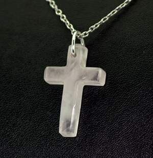 Срібна підвіска 925 проби 3,25 г з рожевим Кварцем зі США 13,3 карат Срібна підвіска 925 проби 3,25 г з рожевим Кварцем зі США 13,3 карат