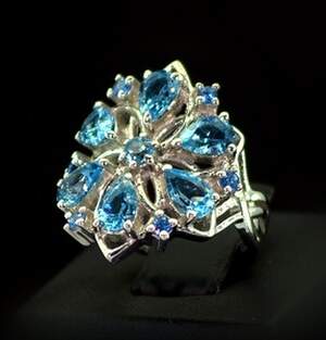 Серебряное кольцо 925 пробы 5,59 гр. со швейцарским Топазом 3,01 карат