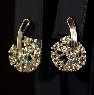 Срібні сережки 925 проби з позолотою 375 проби 4,08 г з жовтими Фіанітами 2,55 карат Срібні сережки 925 проби з позолотою 375 проби 4,08 г з жовтими Фіанітами 2,55 карат