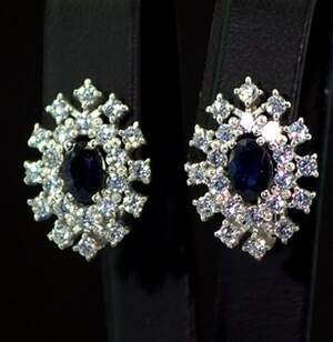 Срібні сережки 925 проби 5,3 г з в'єтнамськими Сапфірами та фіанітами 3,84 карат Срібні сережки 925 проби 5,3 г з в'єтнамськими Сапфірами та фіанітами 3,84 карат