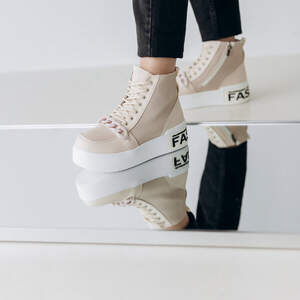 Ботинки женские зимние Fashion Sugar 3310 36 размер 22,5 см Бежевый Ботинки женские зимние Fashion Sugar 3310 36 размер 22,5 см Бежевый