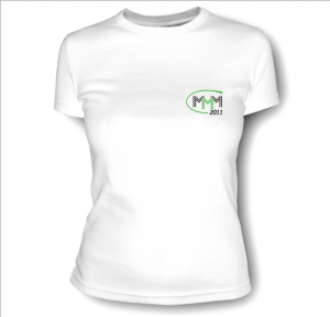 Женская белая футболка с маленьким логотипом