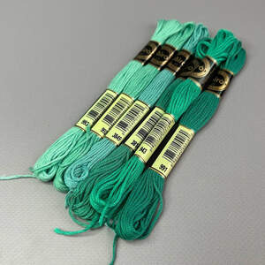 (6 шт по 8м) Набор мулине Airo (нитки для вышивания) - бирюзовый микс (993-991)