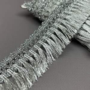 Бахрома с кисточками, 18м моток ширина 4см серебро #11193