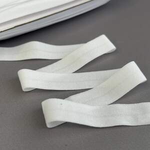 Белая - Трикотажная окантовочная бейка (эластичная, стрейч) 1,5см х 1м