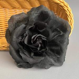 Брошь цветок Роза 10 см, ткань - черный