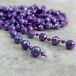 Бусины пластиковые на нитке Ø 4 и 9 мм - 90 см сиреневый с АВ Бусины пластиковые на нитке Ø 4 и 9 мм - 90 см сиреневый с АВ