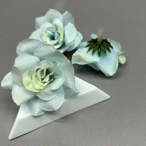 Гардения искусственная (головка) 3 см - небесно голубой Гардения искусственная (головка) 3 см - небесно голубой