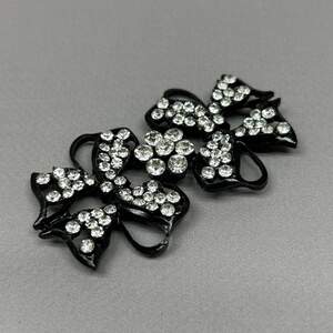 Декоративная застежка-крючок для одежды 3,5х6 см - черный #89818 Декоративная застежка-крючок для одежды 3,5х6 см - черный #89818