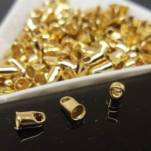 Концевик колпачок с петлей для лески 3,2мм, цвет Золото - 3гр/уп Концевик колпачок с петлей для лески 3,2мм, цвет Золото - 3гр/уп