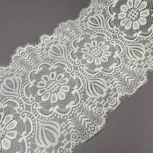 Кружево гипюр стрейч Подсолнух, 21,5 см - белый теплый