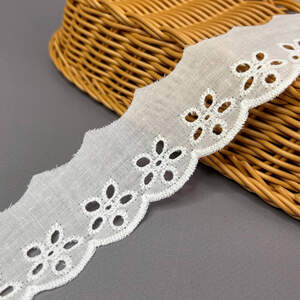 Кружево на батисте Прошва 4 см - молочная матовая